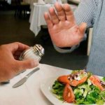 Диета против гипертонии — сколько соли можно и нужно