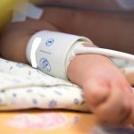 Measuring blood pressure in a newborn