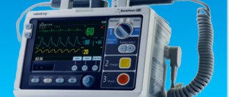 Ручной внешний дефибриллятор со встроенной функцией мониторинга